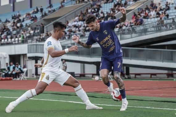 Persita Tangerang Hajar PSBS Biak 2-1, Laga Tepat Waktu di Indomilk Arena