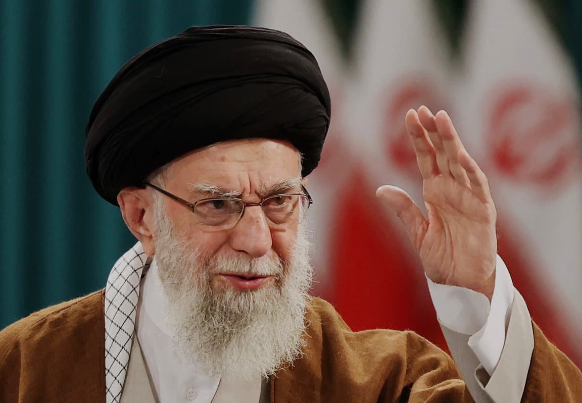 Trump Klaim Khamenei Meninggal Usai Serangan Gabungan AS‑Israel, Fakta dan Reaksi Internasional. Gambar: InfoBankNews